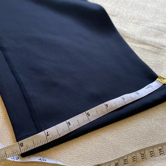 NWT Black womans size medium mizuno performance black pants - Picture 5 of 5